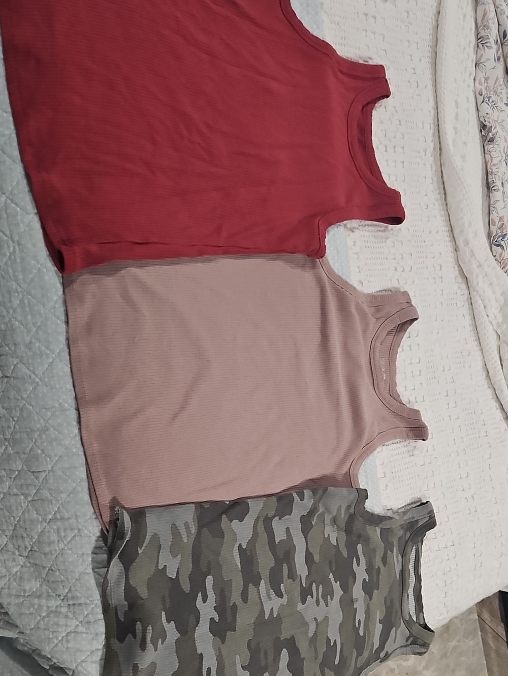 Maurices Girls Tank Top 3-Pack in Red, Mauve, and Camo LG Very Good Condition.